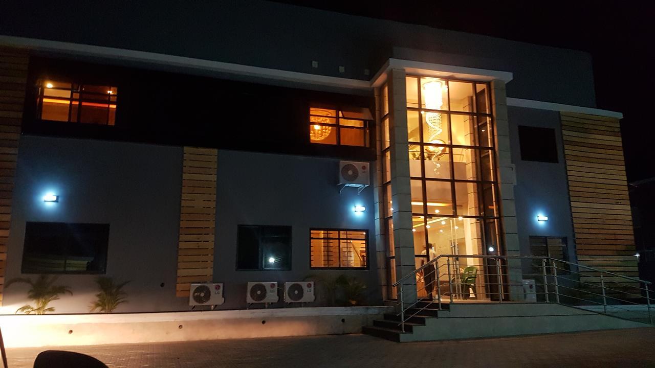 Iris Hotel Wuse 2 Abuja Esterno foto
