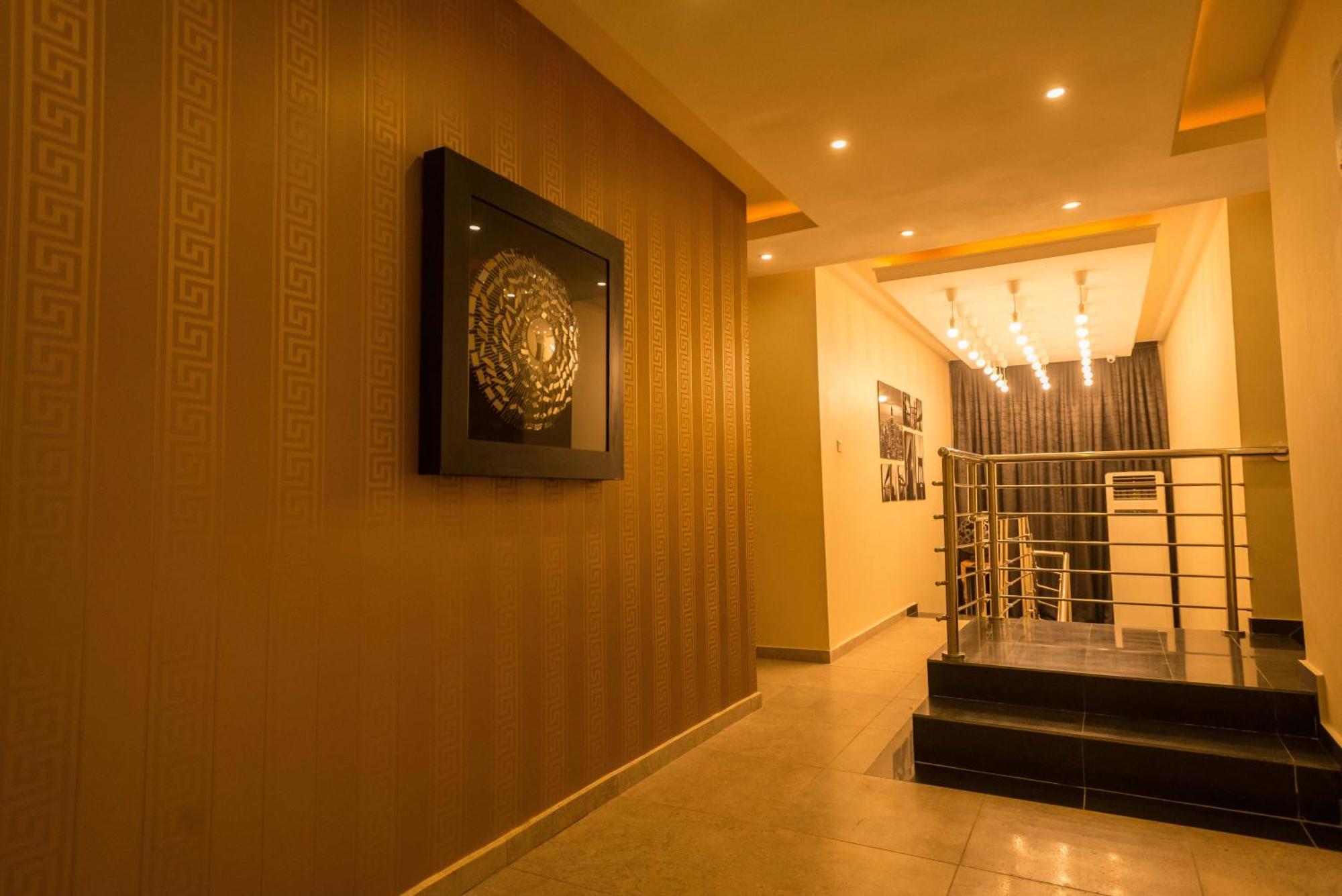 Iris Hotel Wuse 2 Abuja Esterno foto