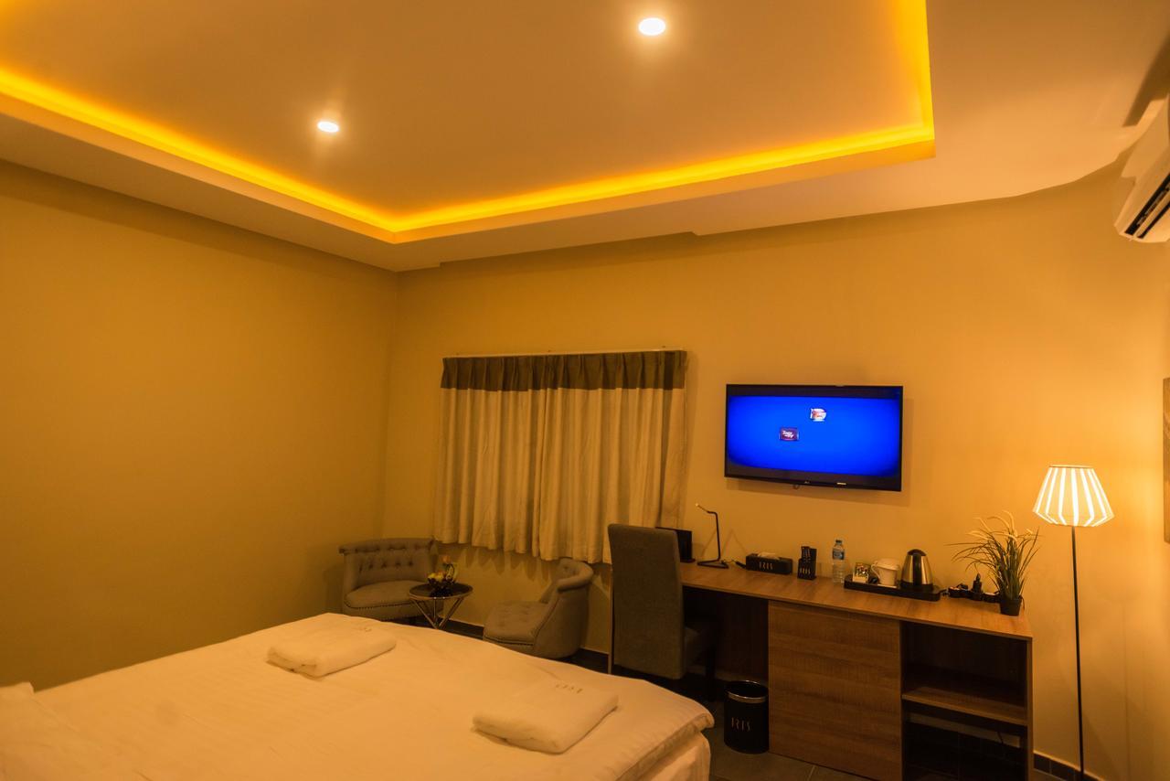 Iris Hotel Wuse 2 Abuja Esterno foto