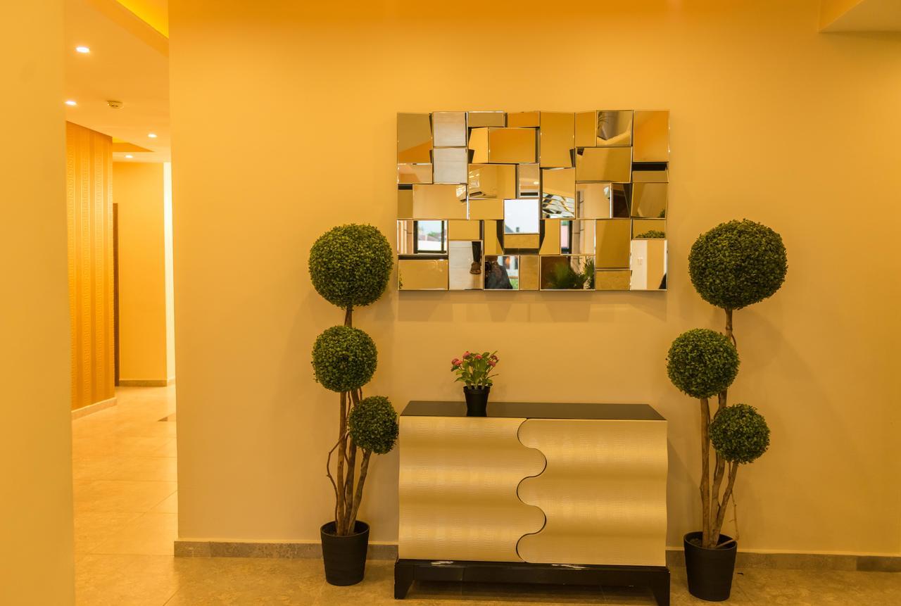 Iris Hotel Wuse 2 Abuja Esterno foto