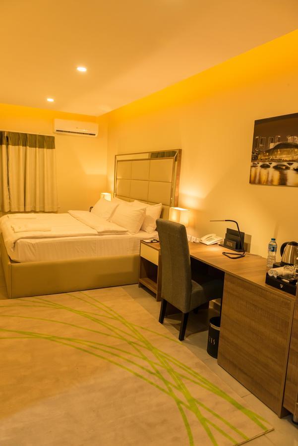 Iris Hotel Wuse 2 Abuja Esterno foto